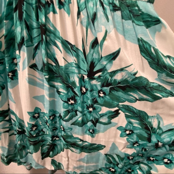 {Jack by BB Dakota} Green Floral Open Back Dress - Medium - Picture 3 of 6